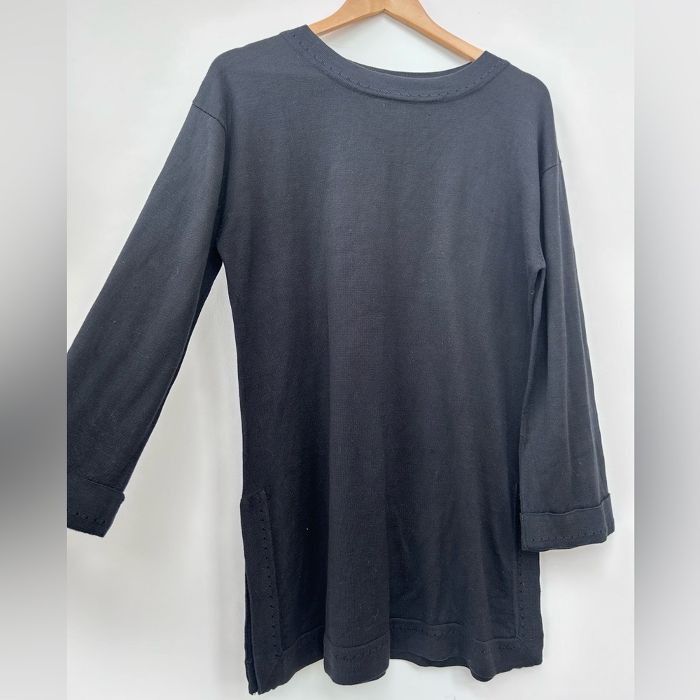 Regina Porter black 100% silk knit tunic top  Size M #silk #luxury

Gently used